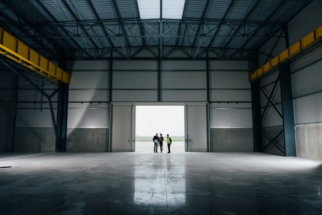 ¿Cómo distribuir los Racks de manera efectiva en la bodega para optimizar el espacio y mejorar la eficiencia del almacén?